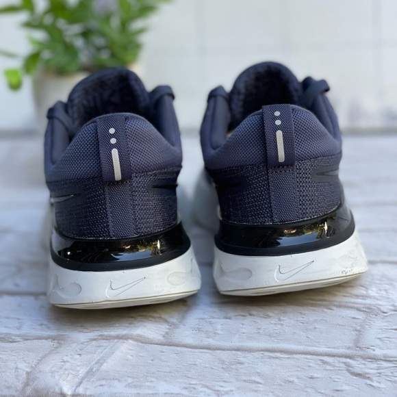 Nike React Infinity Thunder Blue flyknit Running shoe Size 7.5 - Picture 12 of 13